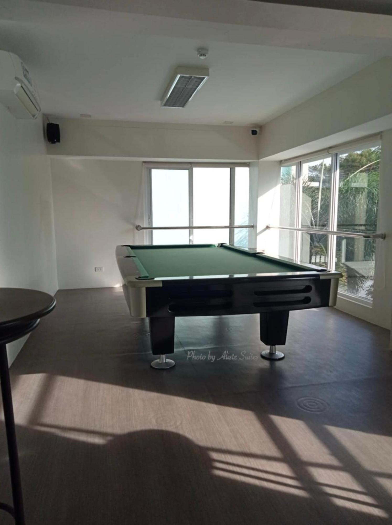 Aliste Suites Marina Spatial Dumaguete City Екстериор снимка