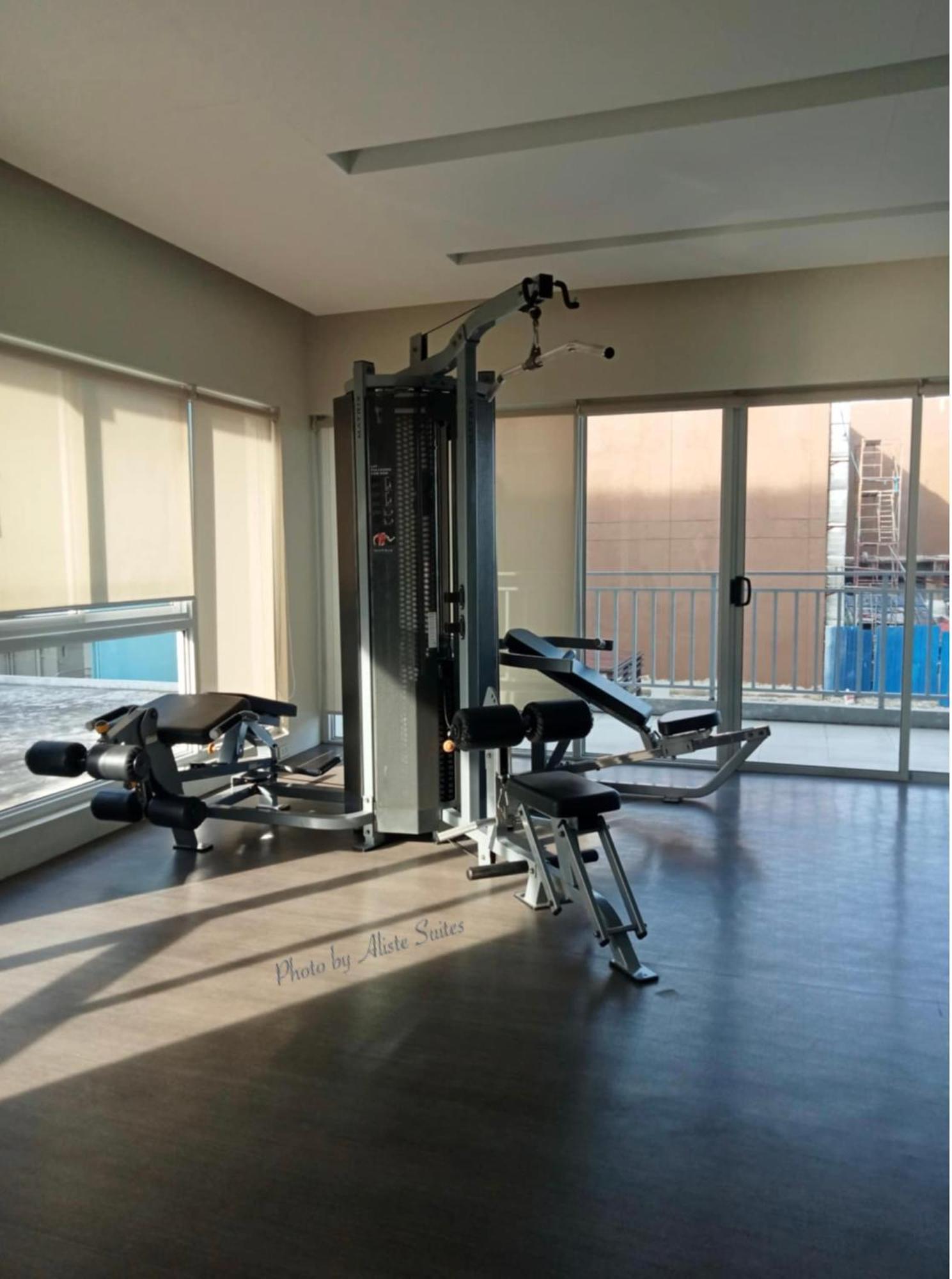 Aliste Suites Marina Spatial Dumaguete City Екстериор снимка